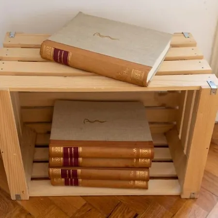 Spacious In Historic Centre & Free Parking *