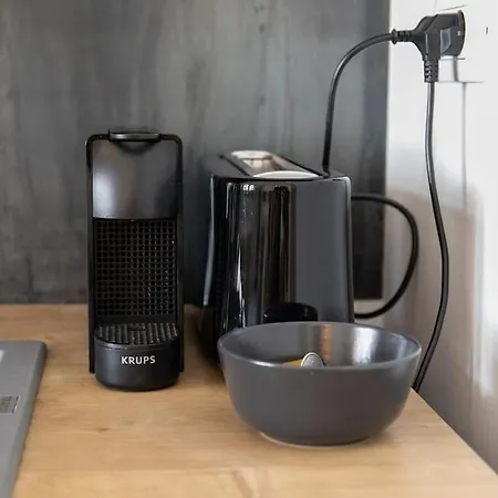 Spacious In Historic Centre & Free Parking Apartamento *