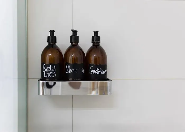 Spacious In Historic Centre & Free Parking Apartament Lublana