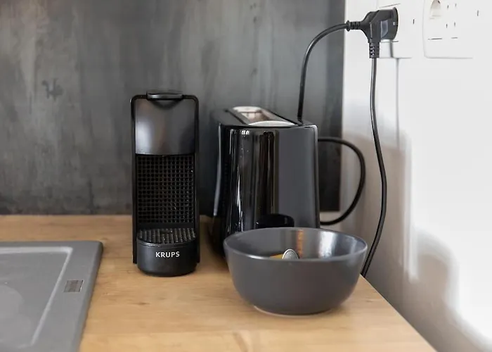 Spacious In Historic Centre & Free Parking Apartament *