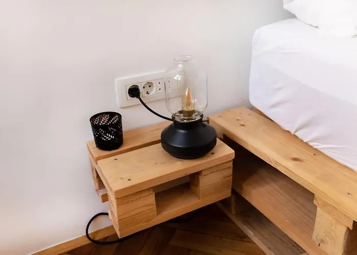 Spacious In Historic Centre & Free Parking *