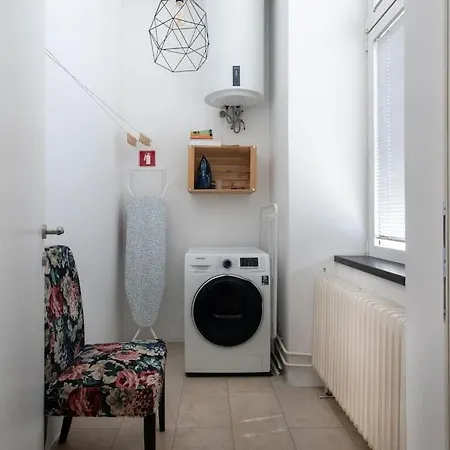 Apartament Spacious In Historic Centre & Free Parking Lublana