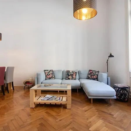 Spacious In Historic Centre & Free Parking * Ljubljana